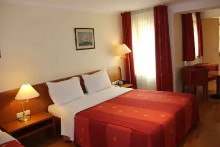 Hôtel Perrin - 5