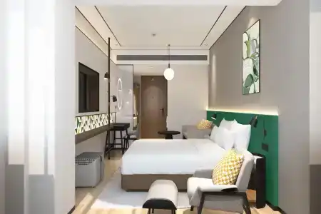 Hilton Garden Inn West Lake - 6