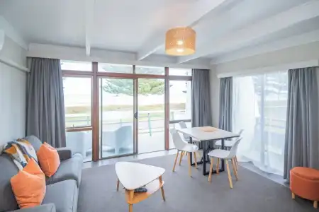 Whispering Sands Motel - 10