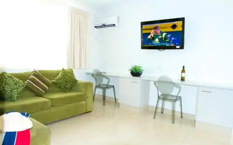 Hibiscus Motel - 33