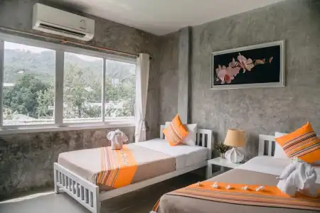 Ban's Avenue Guest House - 25