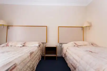 Sleepwell Motel - 70
