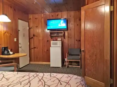 Park Motel and Cabins - 171