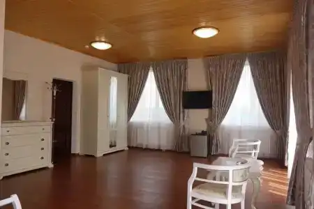 Alexandrovskaya Sloboda - 76