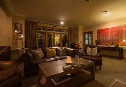 The Dairy Queenstown, A Naumi Chapter - 4