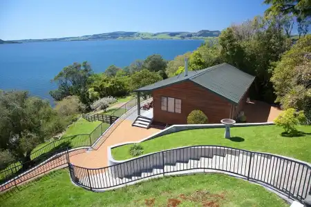 On The Point - Lake Rotorua - 53