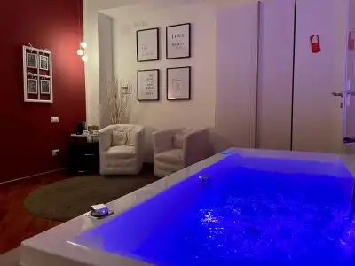 Le Coq Suites - 107