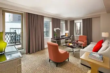 Omni Berkshire Place - 76