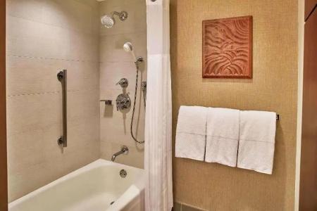 Hilton Hawaiian Village Waikiki Beach Resort - 74