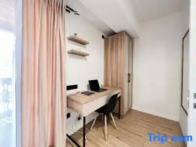 Motives Inn - 141
