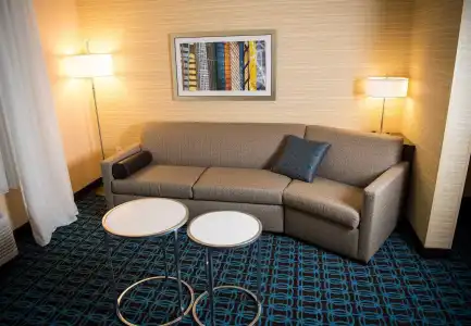Fairfield Inn & Suites Cincinnati Uptown/University Area - 4