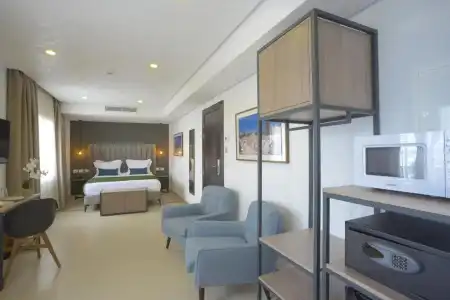 Maia Suites - 47
