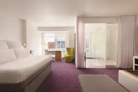 YOTEL Boston - 74