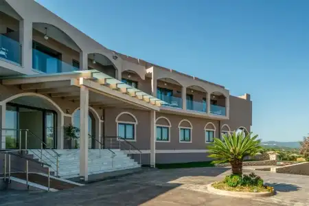 Elegance Luxury Executive Suites - Adults Only - 17