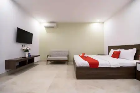 RedDoorz Premium near Hang Xanh - 29
