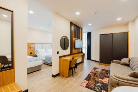 Best Western Plus Batumi - 34