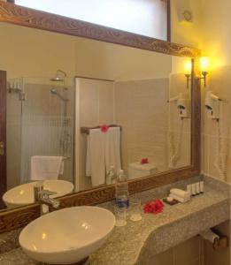 Sultan Sands Island Resort - 6