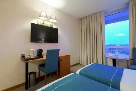 Ramada by Wyndham Bucharest Parc - 38