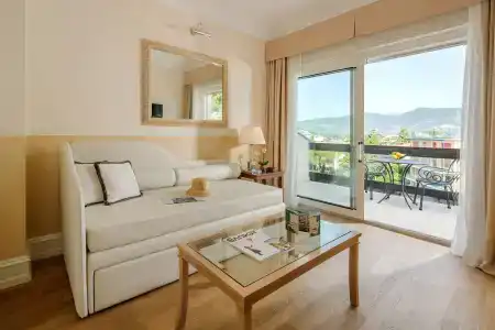Grand Bristol Spa Resort, by R Collections - 7
