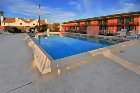 Candlewood Suites PENSACOLA - UNIVERSITY AREA by IHG - 7