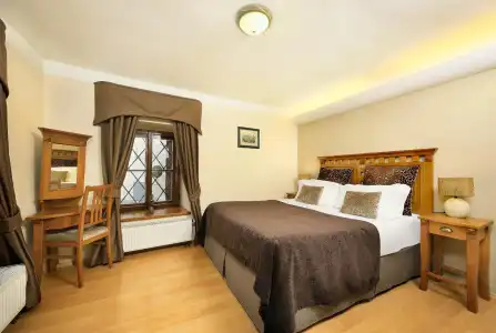 Castle View Apartments - 24