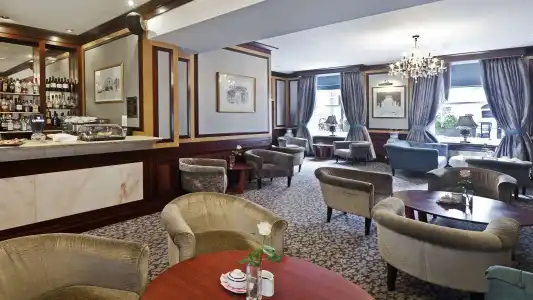 Gem Langham Court - 21
