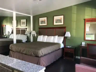 Encore Motel - 27