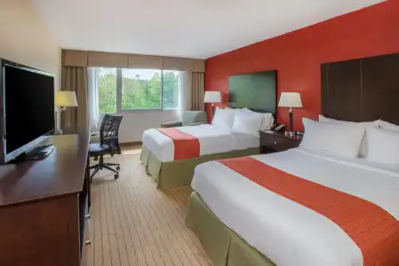Holiday Inn Charlottesville-Monticello by IHG - 35
