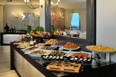 UNAHOTELS Imperial Sport - 12