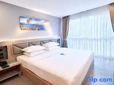 Clarian Beach Patong - 60