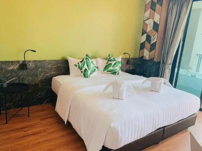 Sky Wave Patong - 49