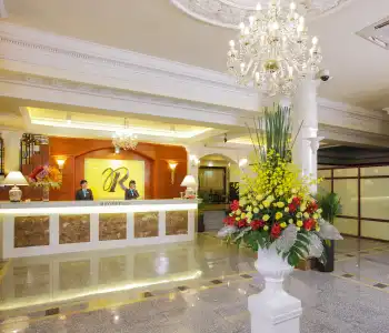 Royal Saigon - 1