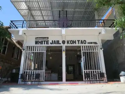 White Jail @ Koh Tao hostel - 62