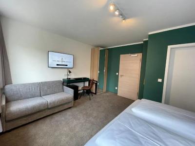 Xenia Flensburg - 18