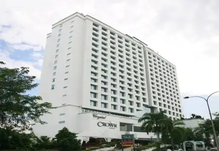 Crystal Crown Petaling Jaya - 0