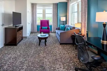 Hilton Garden Inn Jackson Downtown - 43