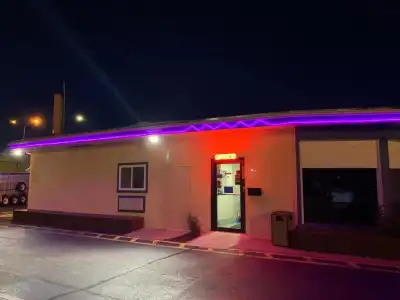 Western Holiday Motel - 2