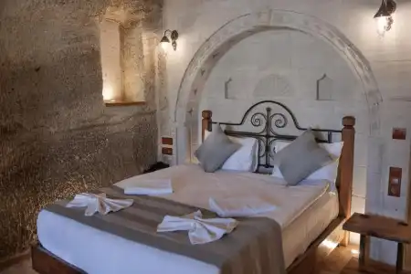 Sarnich Cave Suites - 104