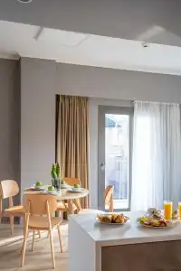 Chroma Fashion Rooms & Apartments - 58