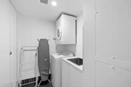 Gemini Court Holiday Apartments - 481