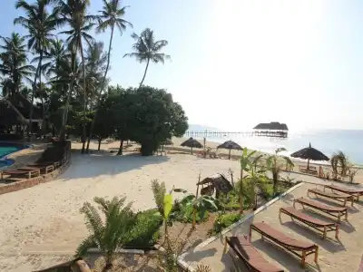 Paradise Beach Resort - 17