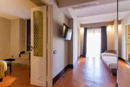 Unica Suites Rome - 76