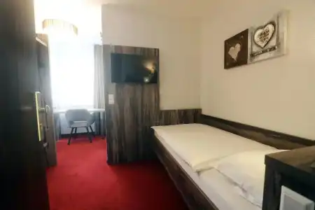 StadtMiya - 12