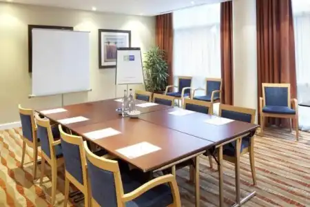 Holiday Inn Express Chester - Racecourse by IHG - 11