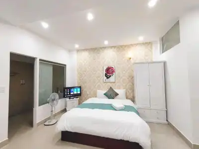 Ngan Pho Studio & - 42