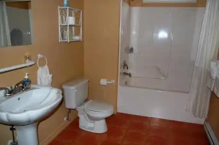 A Vacation Paradise at Quail Ridge B&B - 23