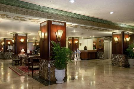 Hilton Cincinnati Netherland Plaza - 1