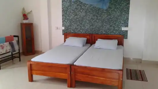 Masha Beach Inn - 9