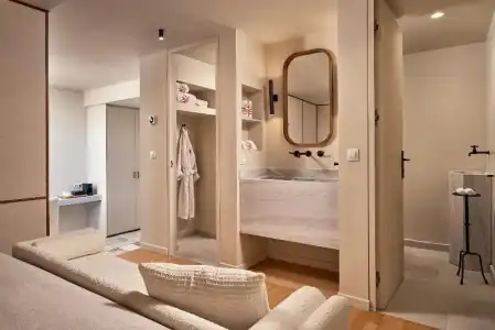 Mykonos Theoxenia Boutique - 91