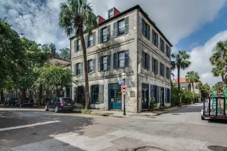 27 State Street Bed & Breakfast - 0